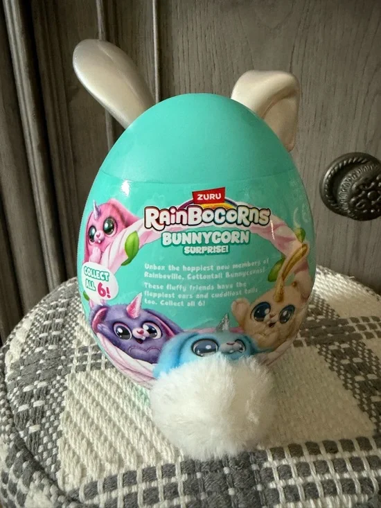ZURU Rainbocorns Bunnycorn Surprise Egg - Teal with Gold Accents - Picture 4 of 5